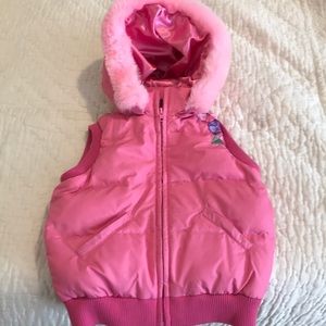 Girls 4T pink puffer vest with hood